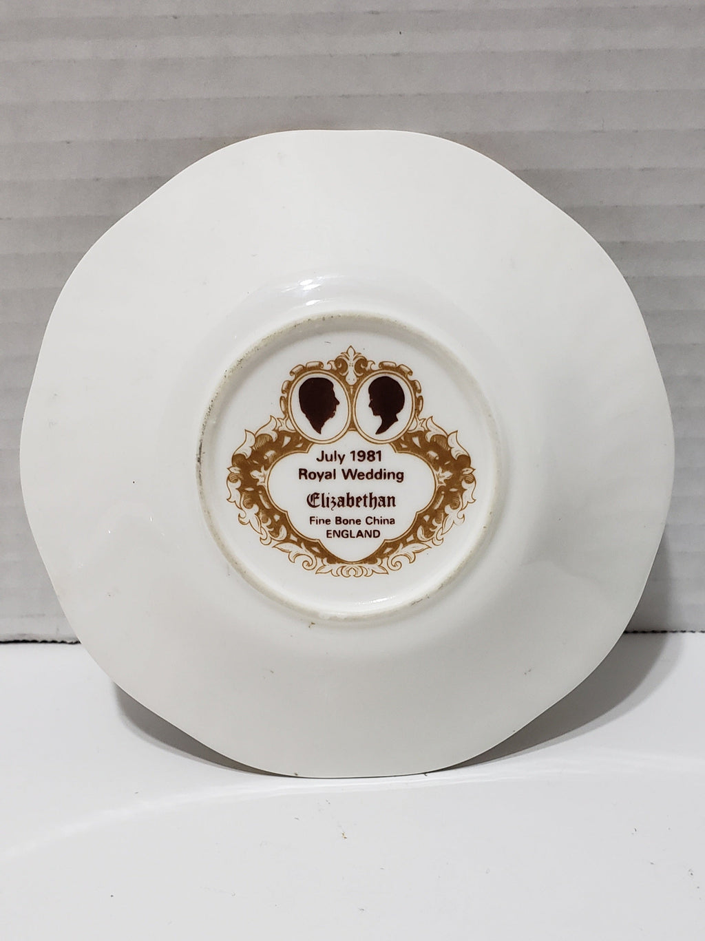 Prince Charles/Princess Diana Royal Wedding Commemorate Plate -  Vintage 1981 - 4.75"