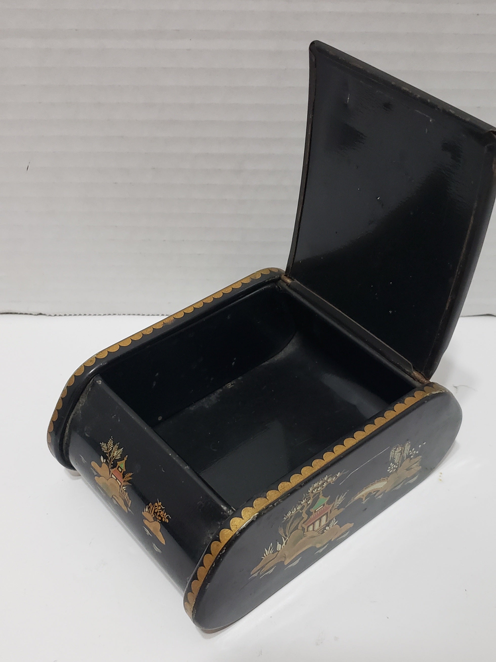 Oriental Cigarette/Trinket Box - Metal - Vintage