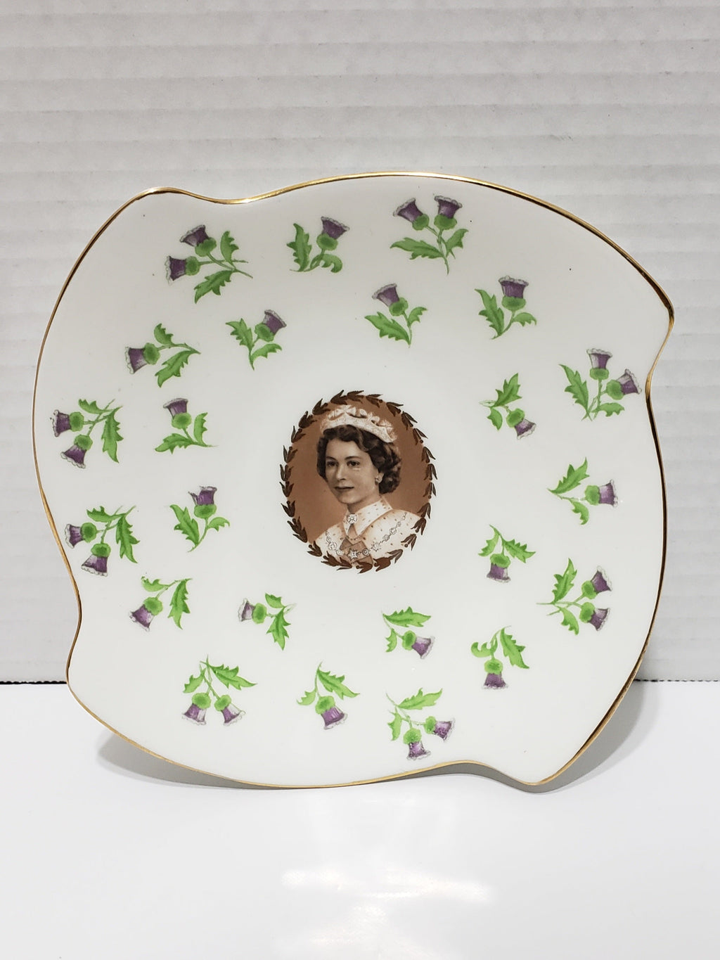 Queen Elizabeth II Commemorate Plate Visit To Canada In 1959 - 6"