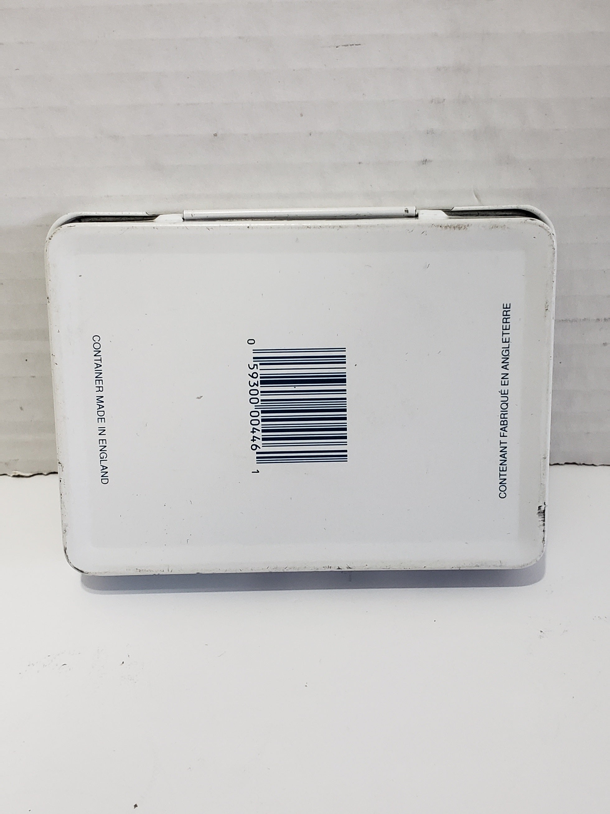Player's Extra Light Cigarette Tin Case - Holds 25 Cigarettes