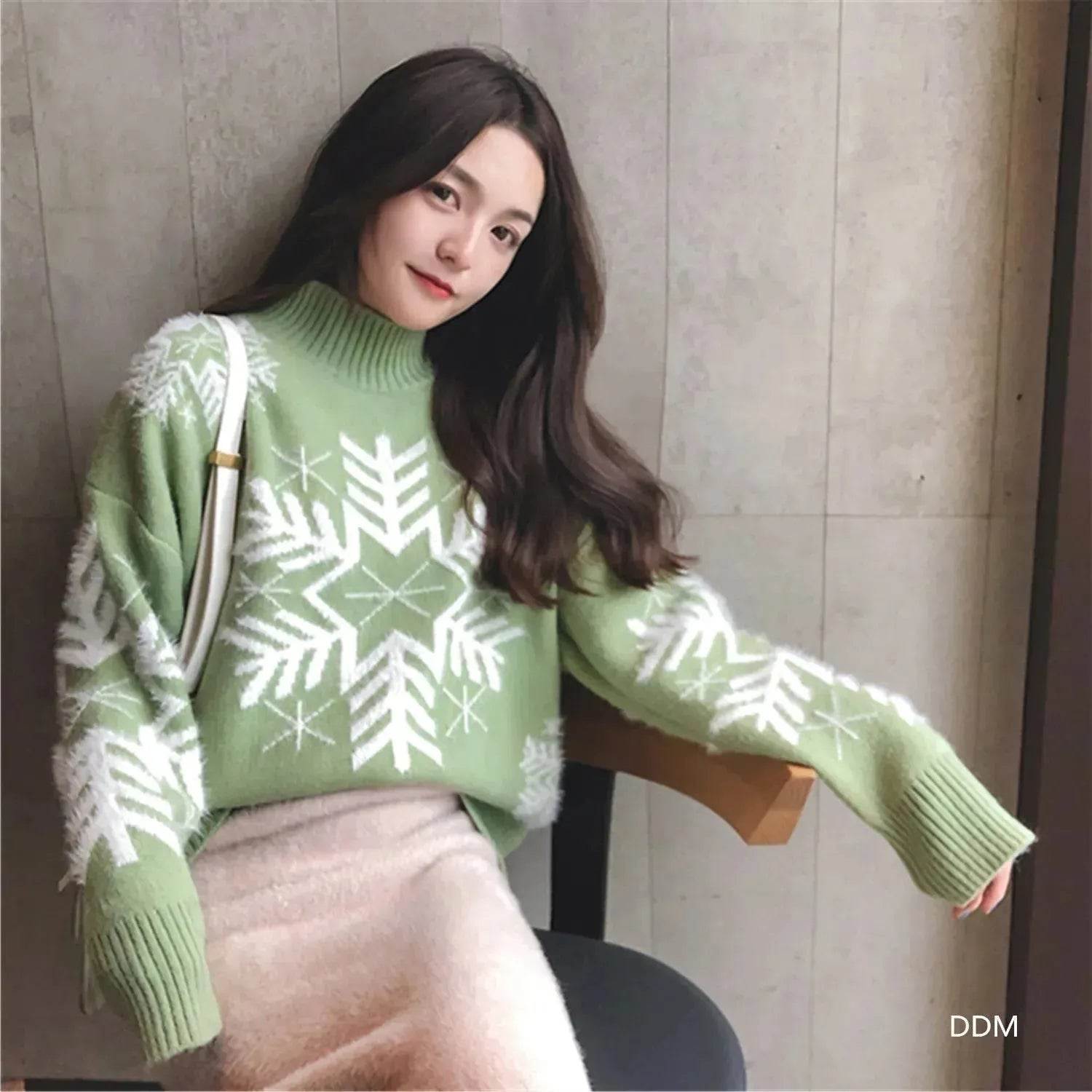 Snowflakes Crewneck Christmas Cashmere Sweater women