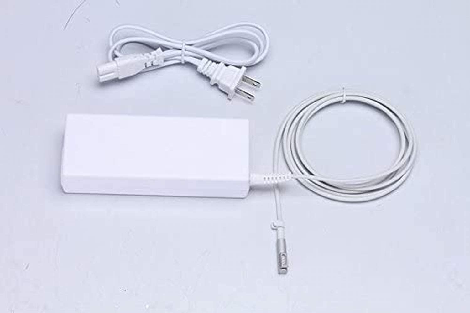 bftech 60w power adapter 1st generation magnetic travel charger | compatible with 15″ & 17″ apple macbook pro (made before mid 2012)