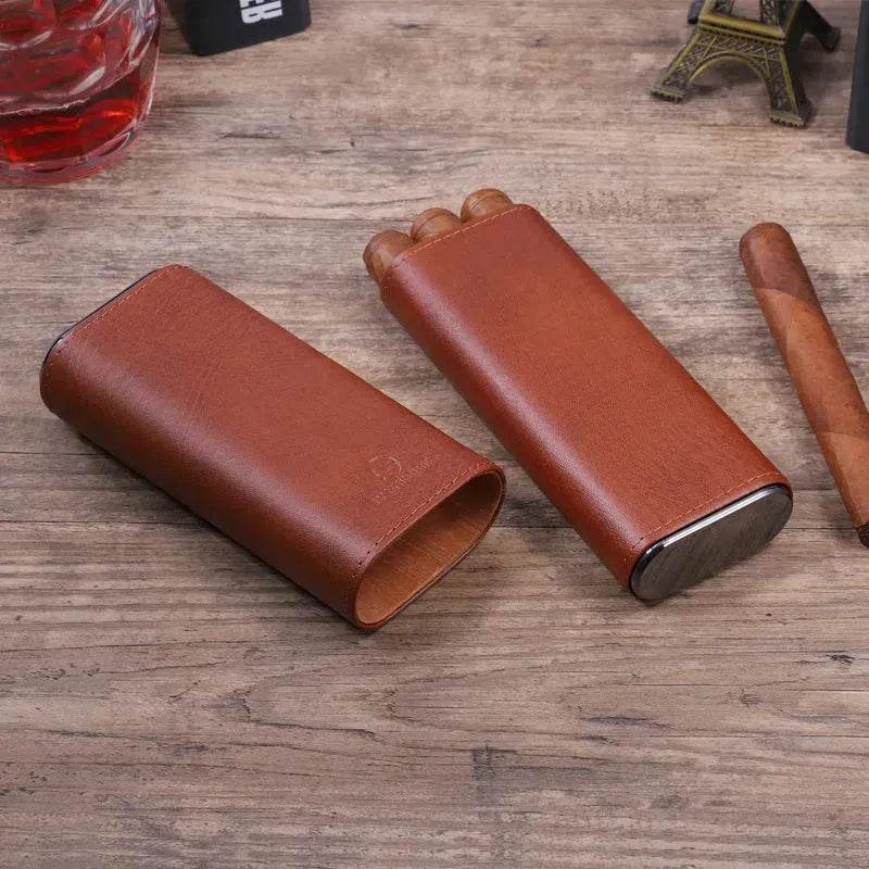 Humidifying and Moisturizing Leather Cigar Case and Cigar Cutter set