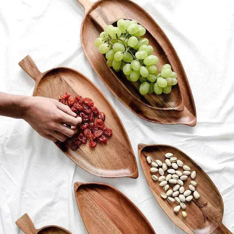 Creative Quality Acacia Wooden Leaf Design Food Tray