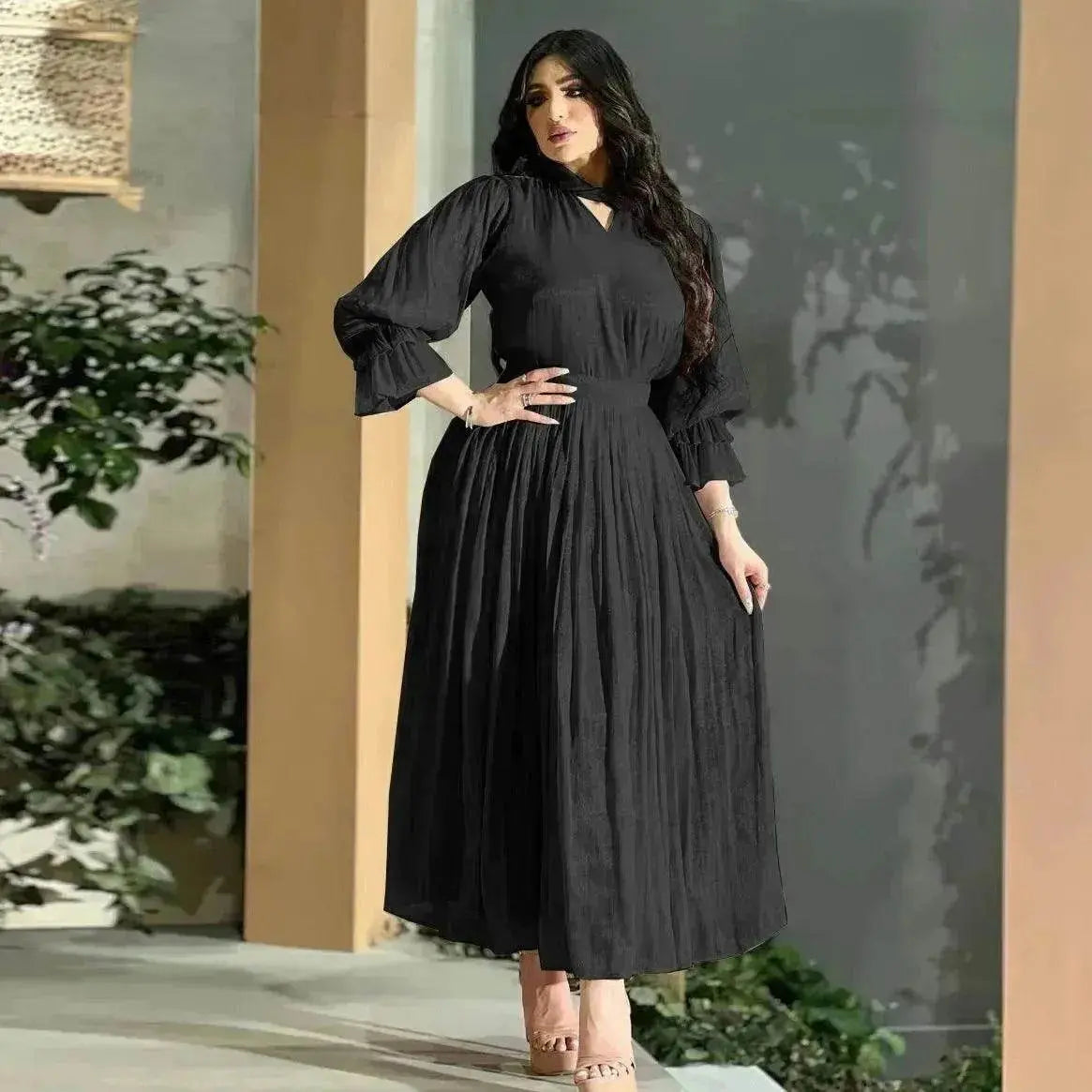 Fashionable Arab  Women's Bright Silk Satin Dress