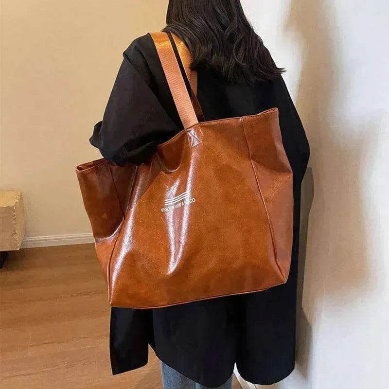 Fashionable Waterproof Shoulder Bag Large Capacity Luxury Handbag