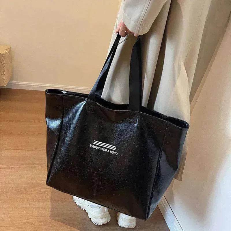 Fashionable Waterproof Shoulder Bag Large Capacity Luxury Handbag