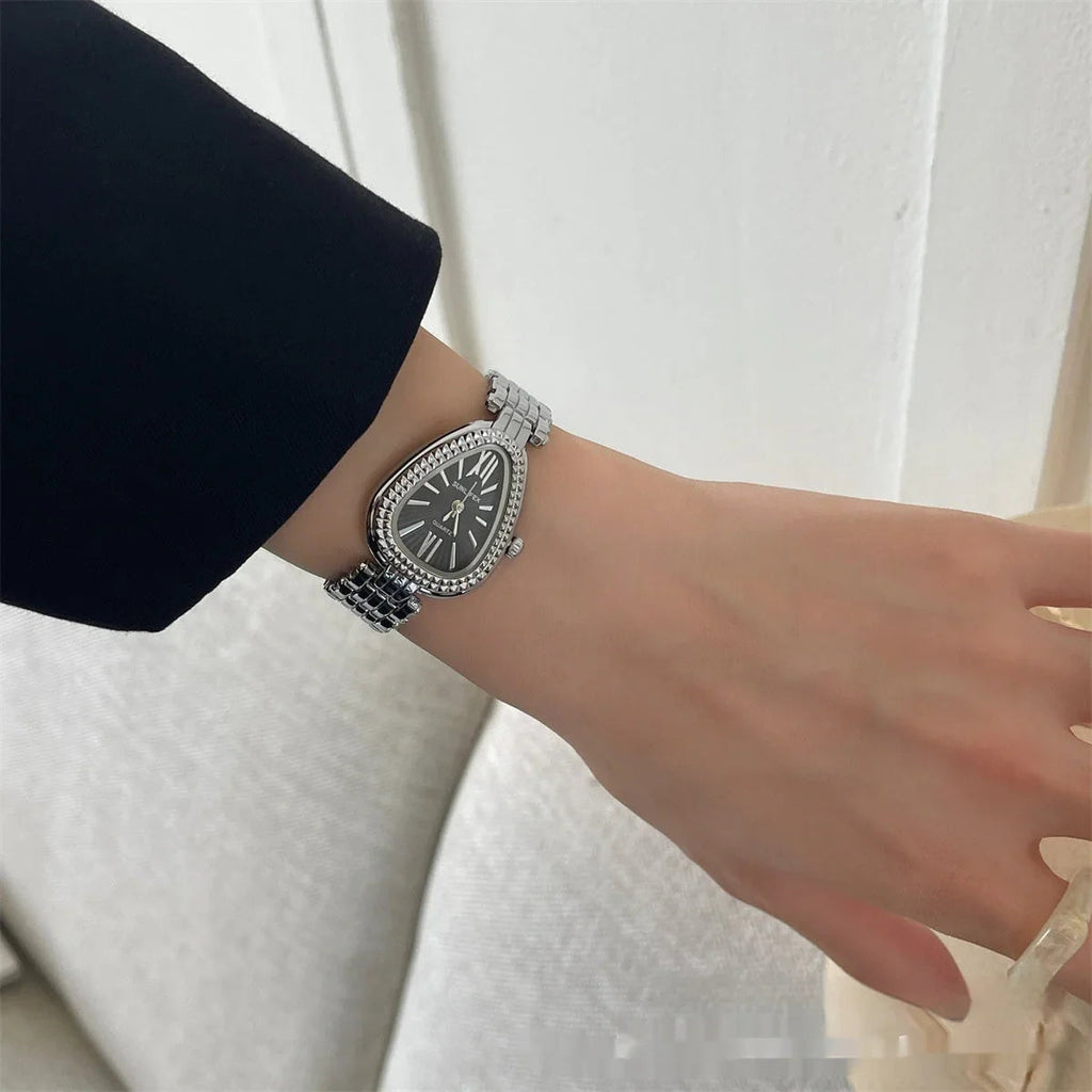Golden Snake Head Gorgeous Chain Watch Women