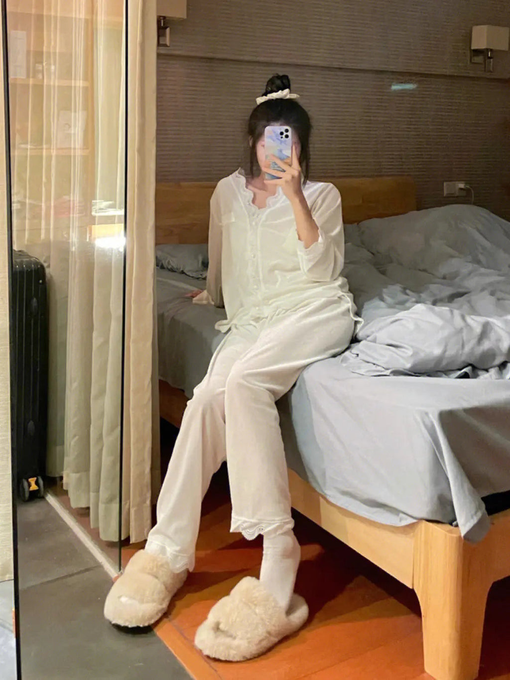 Lace Long-sleeved Pajamas Set For Women