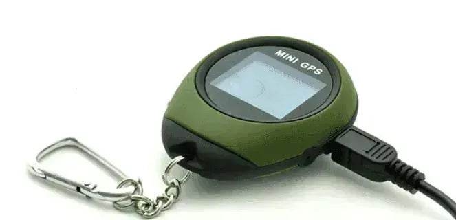Mini GPS locator for outdoor adventures: find your way!
