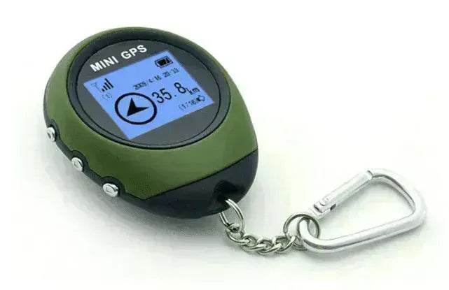 Mini GPS locator for outdoor adventures: find your way!