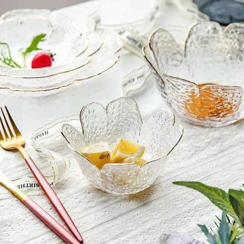 Traditional Japanese Style Hammer Pattern Petal Glass Bowl Set