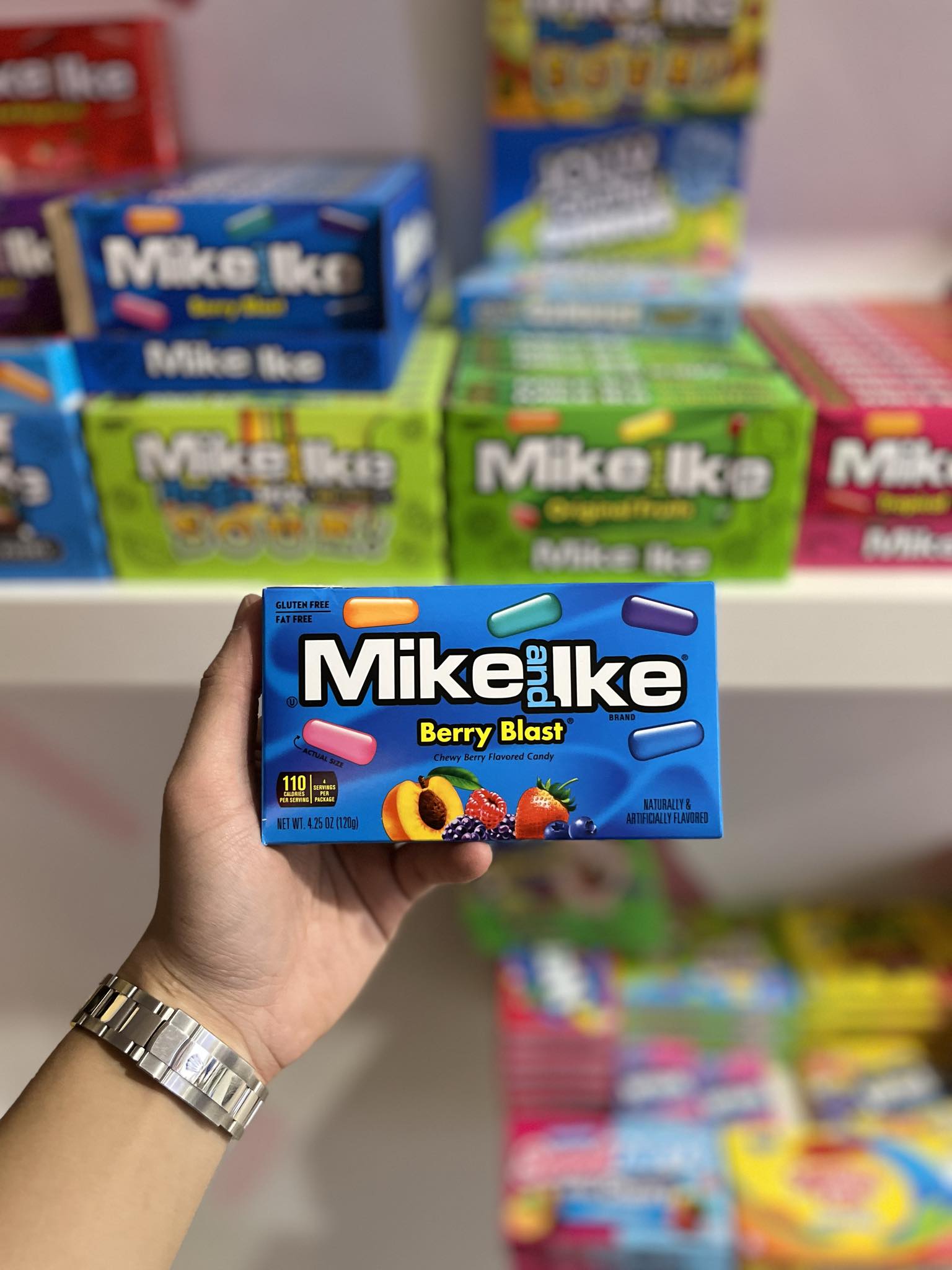MIKE & IKE BERRY BLAST